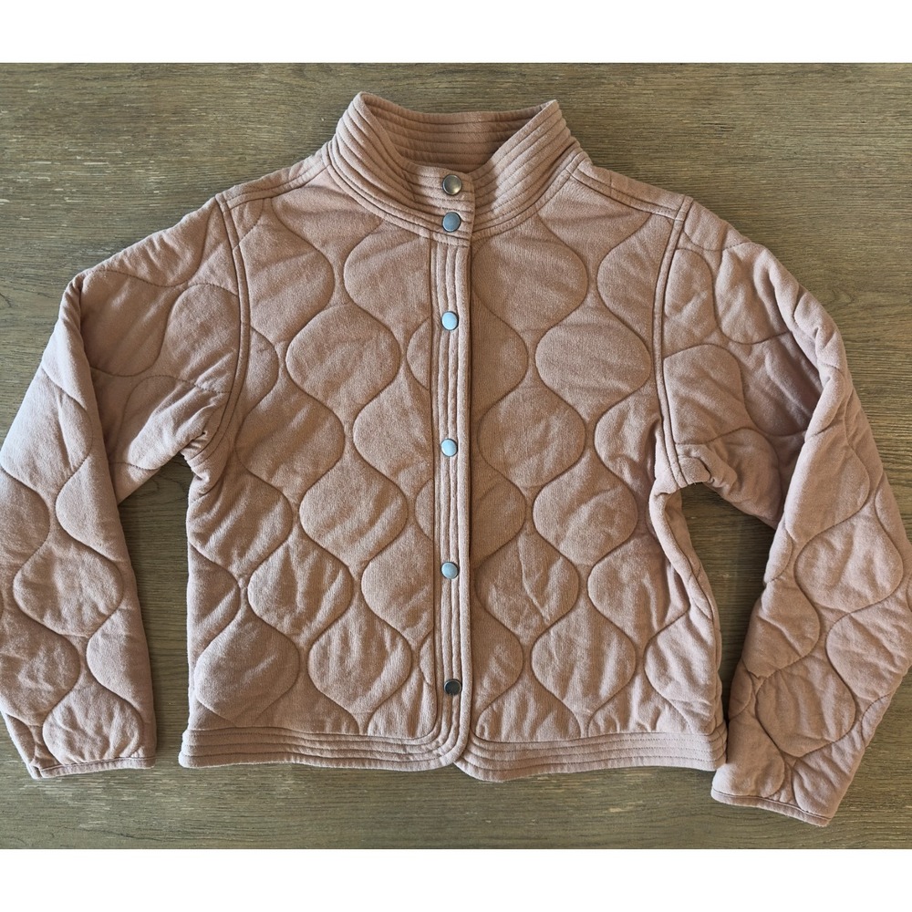 Z SUPPLY Redwood Quilted Jersey Jacket in Saddle-Snap Closure-Stand up Collar